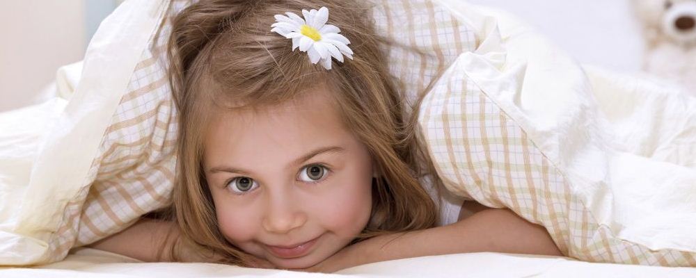 为何孩子不愿意分床睡 孩子不愿意分床睡的影响 如何帮助孩子适应分床睡