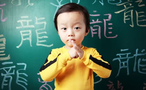 女孩依赖父亲是恋父情结吗 女孩依赖父亲是恋父情结吗 恋父情结 女儿依赖父亲